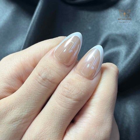 Artnailery · Vanilla Veil French | Atelier Canvas (30 pcs Press-On Nails)