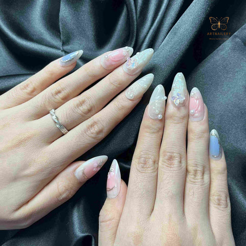 Artnailery · Aurora Veil | Atelier Canvas (24 pcs Precision-Finish Press-On Nails)