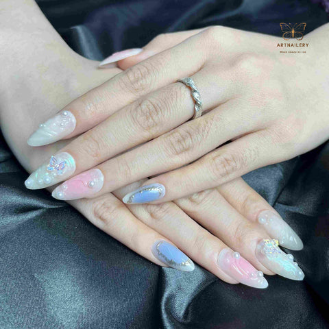 Artnailery · Aurora Veil | Atelier Canvas (24 pcs Precision-Finish Press-On Nails)