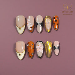 Artnailery ·Golden Bloom Noir | Artistry Collection (10 pcs, Handmade Press-On Nails)