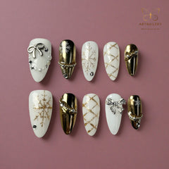 Artnailery · Frosted Étoile | Holiday Glam Limited · Seasonal Glam Selection (10 pcs Handmade Press-On Nails)
