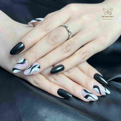 Artnailery · Noir Flow | Atelier Canvas (30 pcs Precision-Finish Press-On Nails)