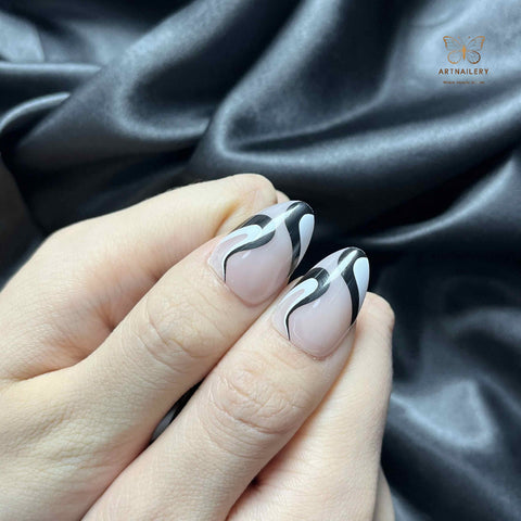 Artnailery · Noir Flow | Atelier Canvas (30 pcs Precision-Finish Press-On Nails)