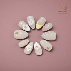 Artnailery · Blossom Shore | Everyday & Seasonal Collection (10 pcs Handmade Press-On Nails)