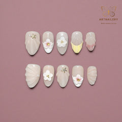 Artnailery · Blossom Shore | Everyday & Seasonal Collection (10 pcs Handmade Press-On Nails)