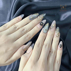 Artnailery · Noir Éclat | Artistry Collection · Everyday & Seasonal Glam Selection (10 pcs Handmade Press-On Nails)