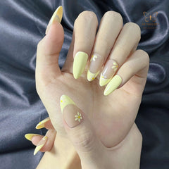 Artnailery · Lemon Bloom | Everyday Elegance · Seasonal Glam Selection (10 pcs Handmade Press-On Nails)
