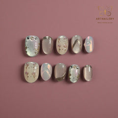 Artnailery · Golden Whisper | Everyday & Artistry Collection (10 pcs Handmade Press-On Nails)