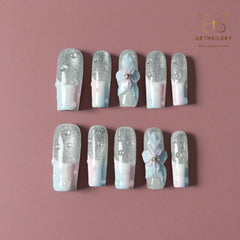 Artnailery · Frosted Bloom | Seasonal Glam Limited (10 pcs Handmade Press-On Nails