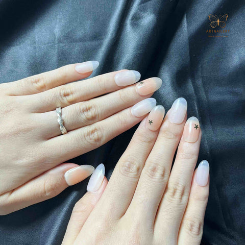 Artnailery · Oat Silk Star | Everyday Elegance Collection