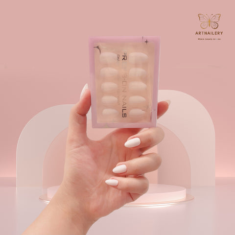 Artnailery · Ivory Whisper | Atelier Canvas (30 pcs Precision-Finish Press-On Nails)
