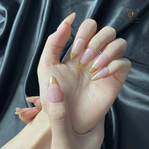 Artnailery · Gilded Whisper | Everyday Elegance Collection · Artistry Selection