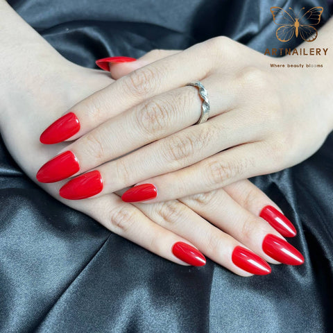 Artnailery · Scarlet Poise | Atelier Canvas (30 pcs Precision-Finish Press-On Nails)