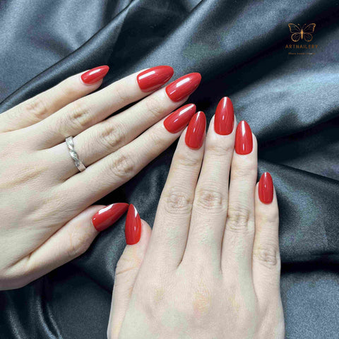 Artnailery · Scarlet Poise | Atelier Canvas (30 pcs Precision-Finish Press-On Nails)