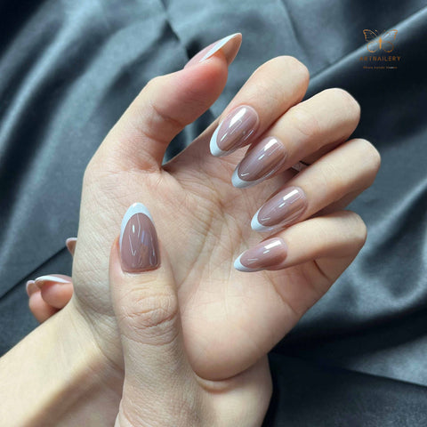 Artnailery · Ivory Whisper | Atelier Canvas (30 pcs Precision-Finish Press-On Nails)