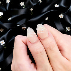 Golden Grace | Everyday Elegance (10 pcs Handmade Press-On Nails)