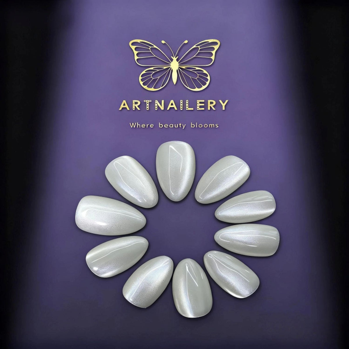 Artnailery · Moonlit Pearl | Everyday Elegance Collection (10 pcs Handmade Press-On Nails)