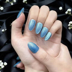 Artnailery · Azure Gleam | Everyday Elegance Collection (10 pcs Handmade Press-On Nails)